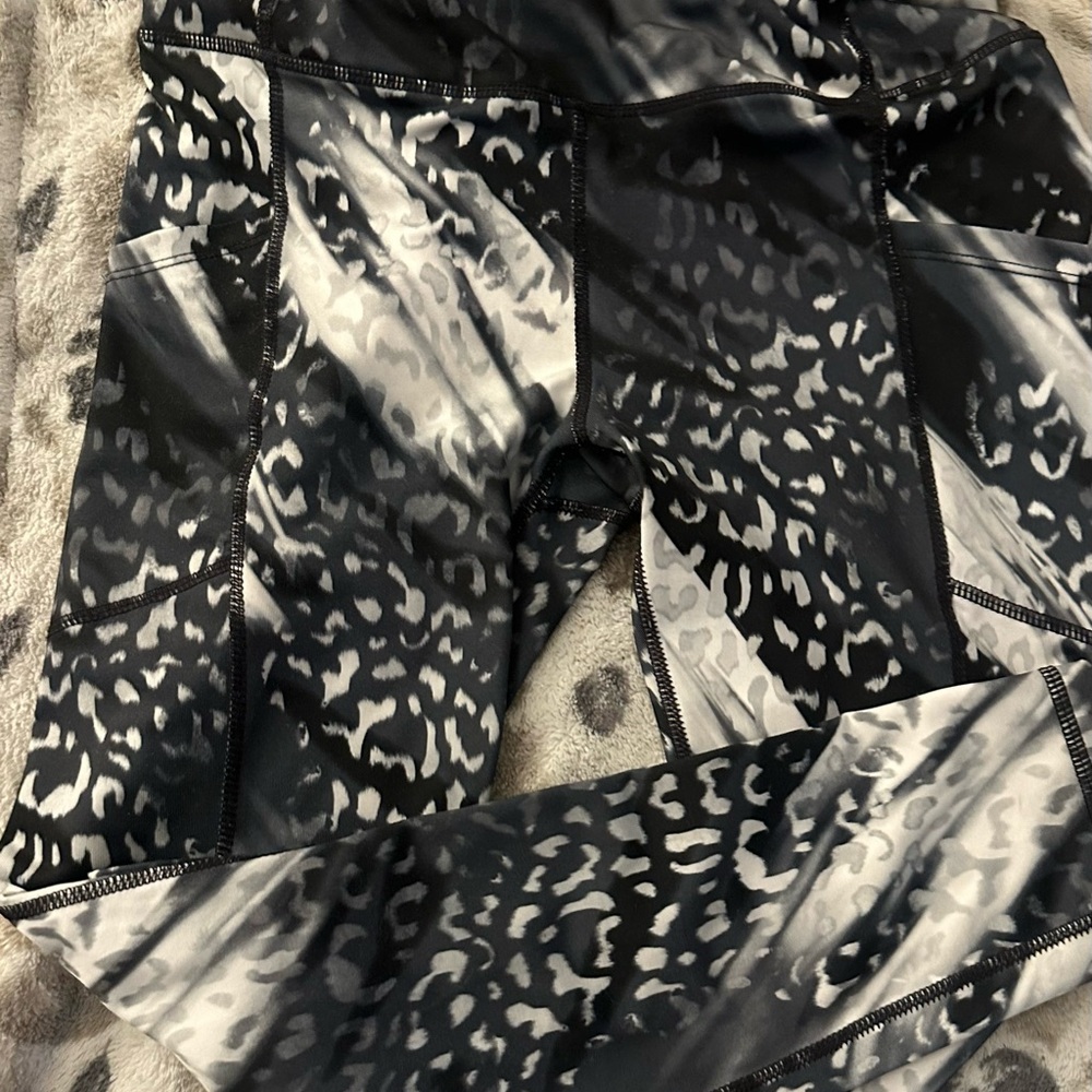 Pro Player Black And Gray Patterned Leggings - image 3